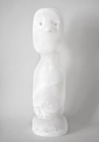 Bertrand Grave. Escultura. Piedra. Alabastro. Peón. 2015.